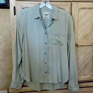 Vintage AEO Chambray Button Down Shirt Light Blue Size Small